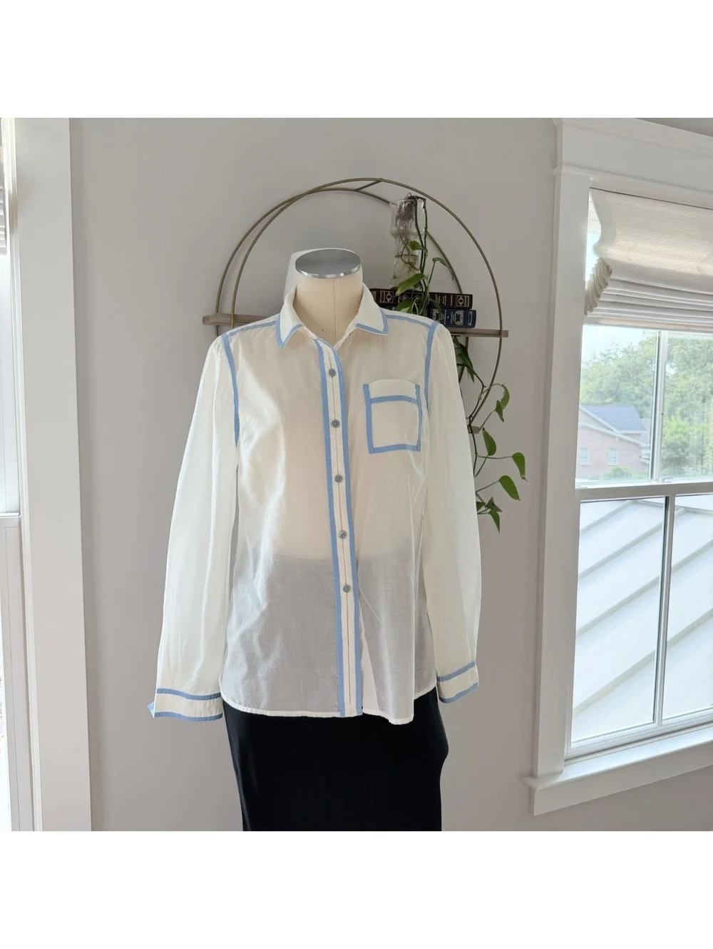 Tory Burch White Button-Up Shirt | Light Blue Trim Size 8